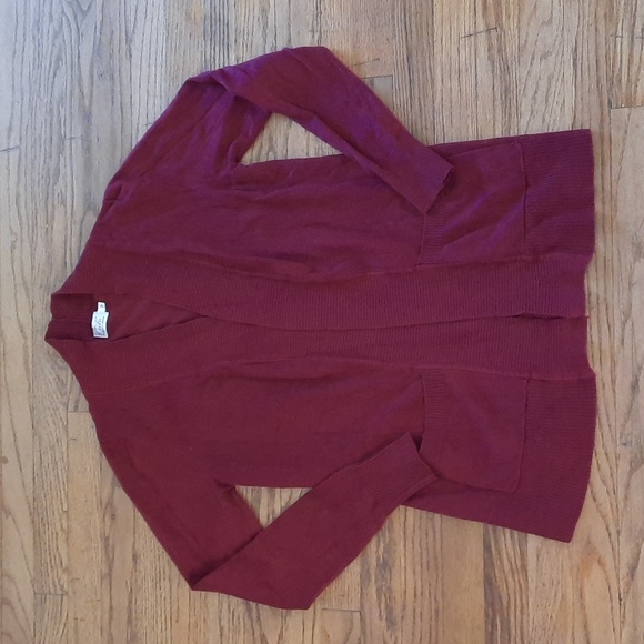 Burgundy Cardigan with pockets medium - Picture 1 of 3